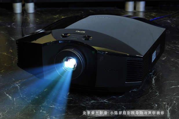 精研之索尼HW30ES 3D投影機開箱不完全評測
