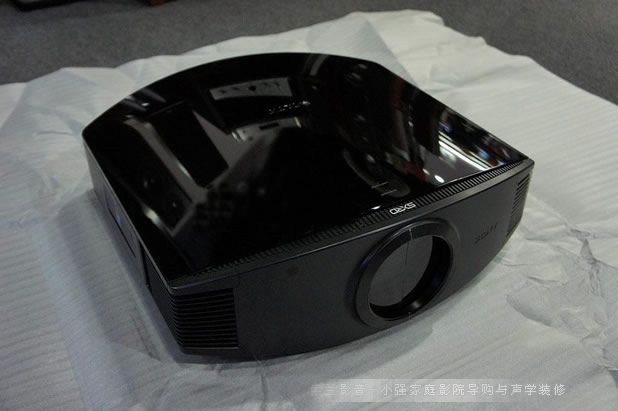 索尼3D投影機VW95ES權威評測