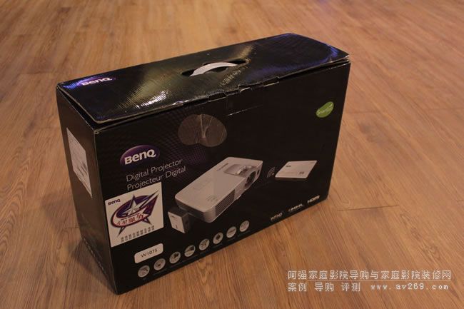 ����W1075ͶӰ�C(j��)���b��