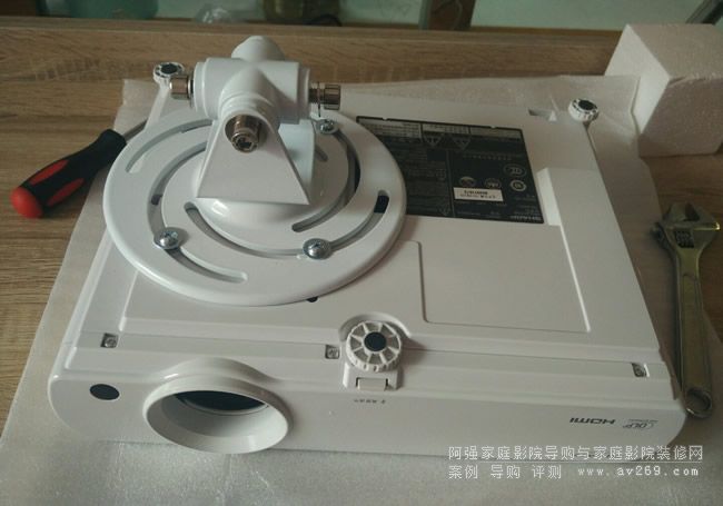 ����FZ400AͶӰ�C