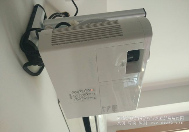����3DͶӰ�CFZ400A���b����