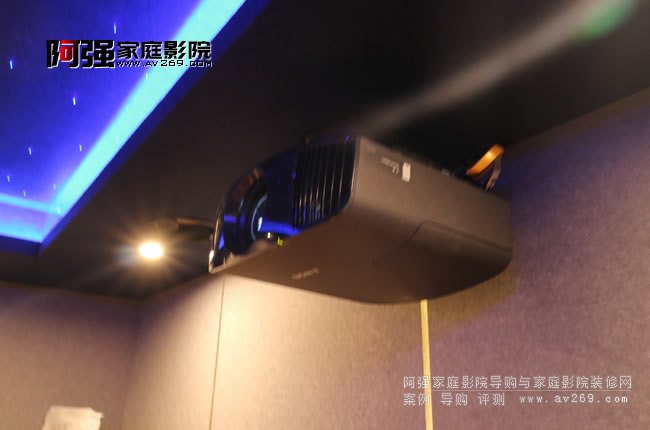 ����4K�и߶�ͶӰ�C(j��)VW578��(y��u)������(l��i)