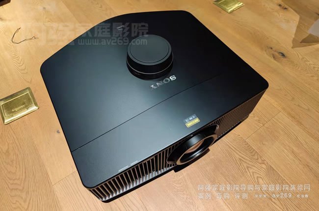 ����ͶӰ�C(j��)VW898���������cHDR��(y��u)�����@���S��