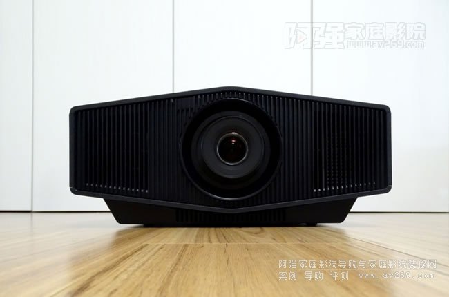 索尼VPL-XW5000ES 4K激光投影機評測