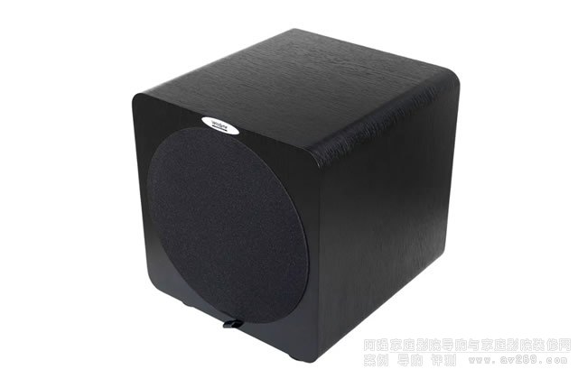 Velodyne DB-12�������u�y�������ҽ������ݵĵ����ڣ����г�ɫ������