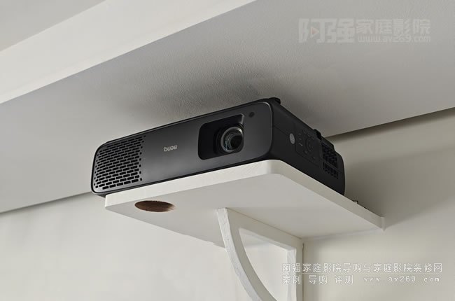 明基HT4550投影機